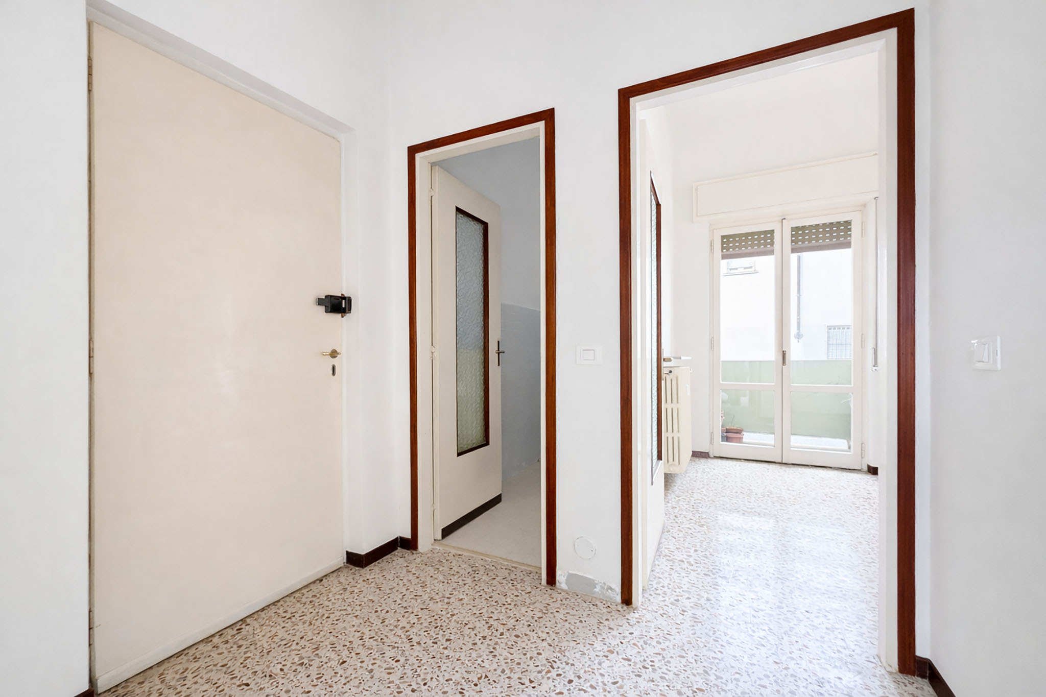 v0976-06_i02 2 locali da ristrutturare in vendita a Novara, Torrion Quartara – foto 6