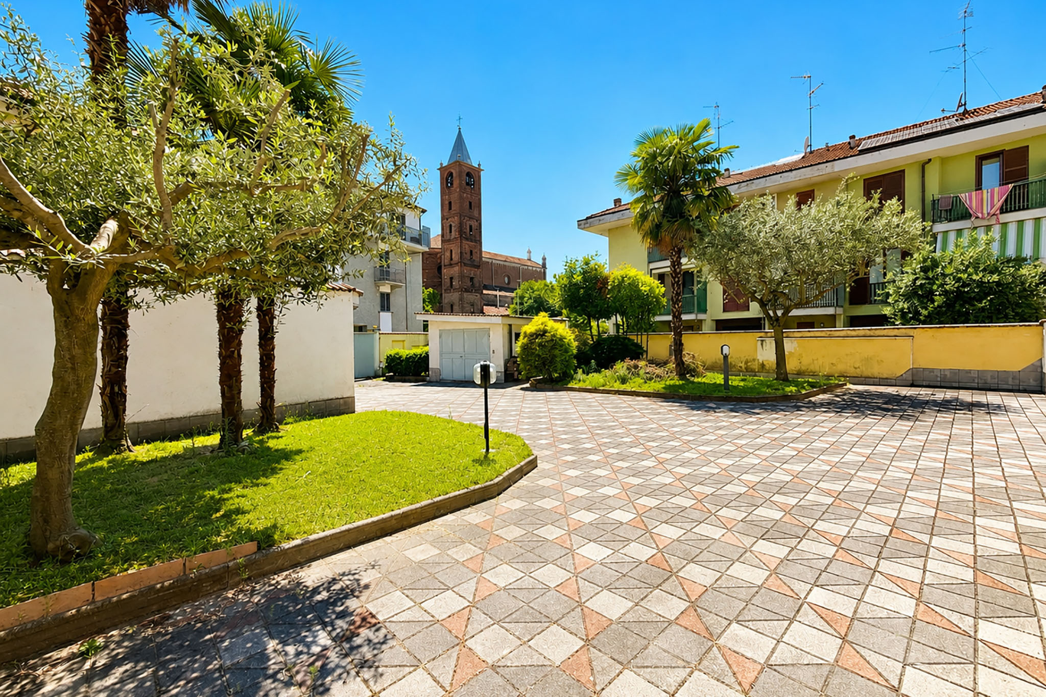 Casa indipendente bifamiliare in vendita a Novara, Sant'Agabio – foto 2