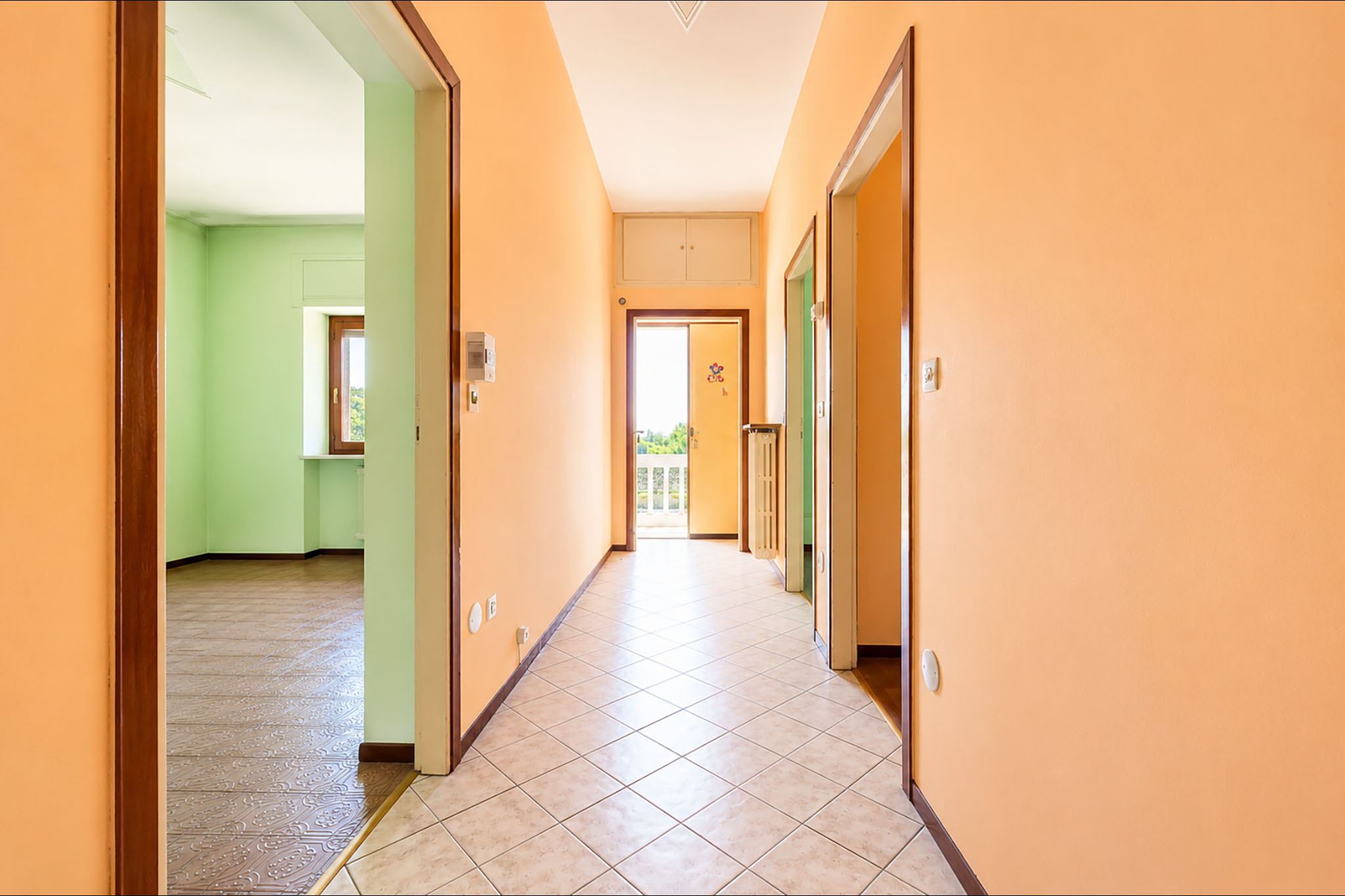 Appartamenti indipendenti con box e aree verdi in vendita a Momo – foto 14