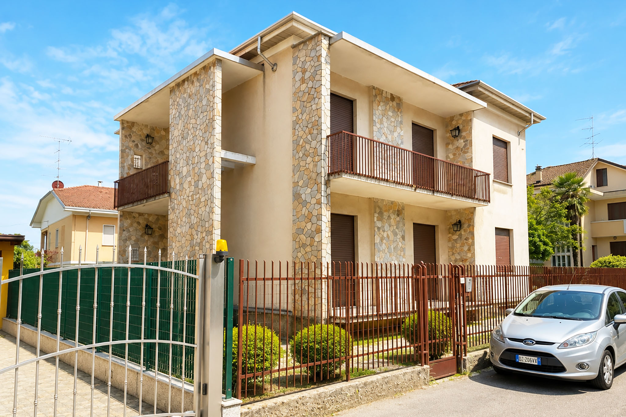 v0997-01-e-01-copia Villa bifamiliare con giardino in vendita a Novara, Veveri – foto 1