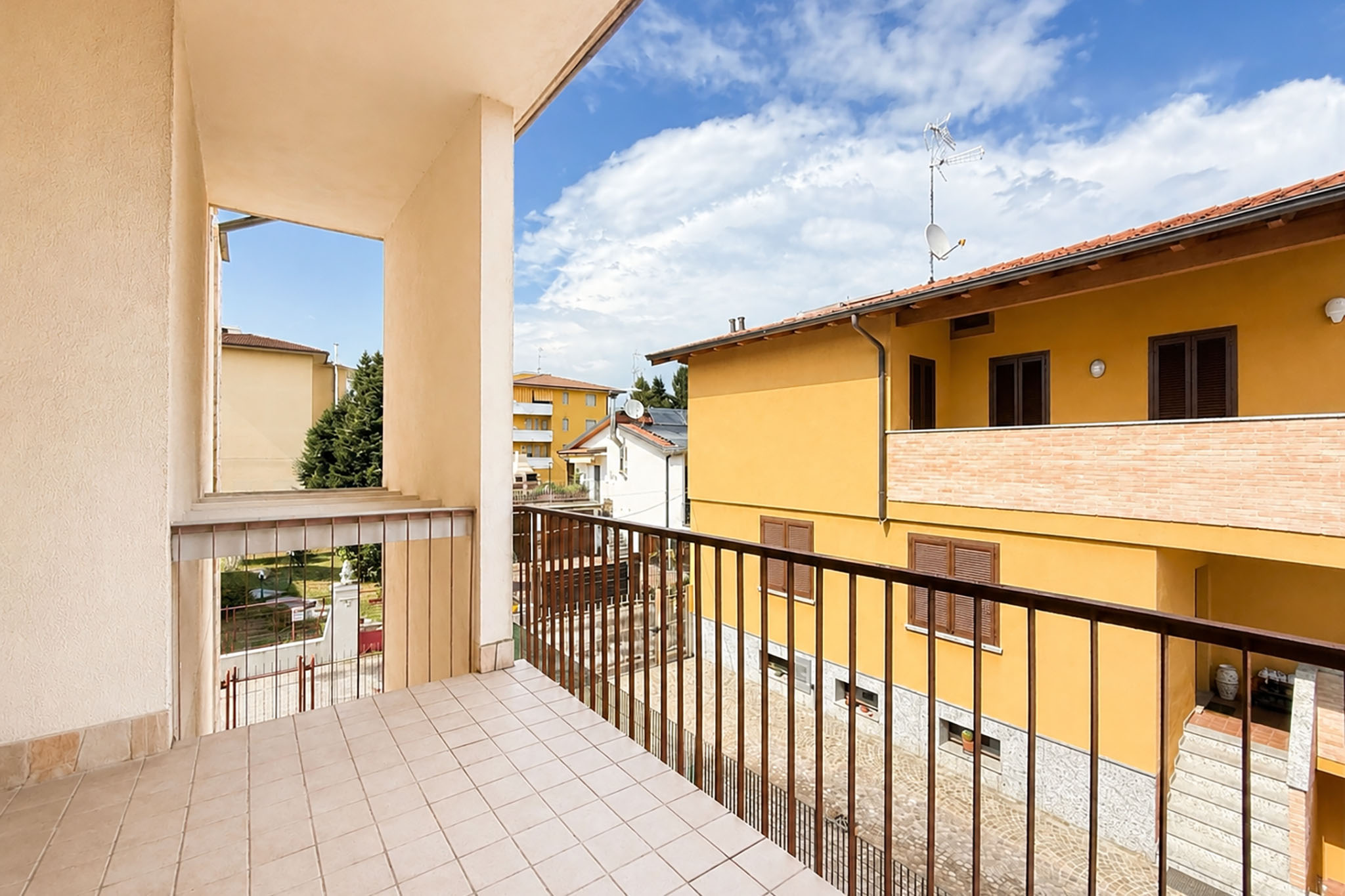 v0997-07-1p-terr-01-copia Villa bifamiliare con giardino in vendita a Novara, Veveri – foto 7