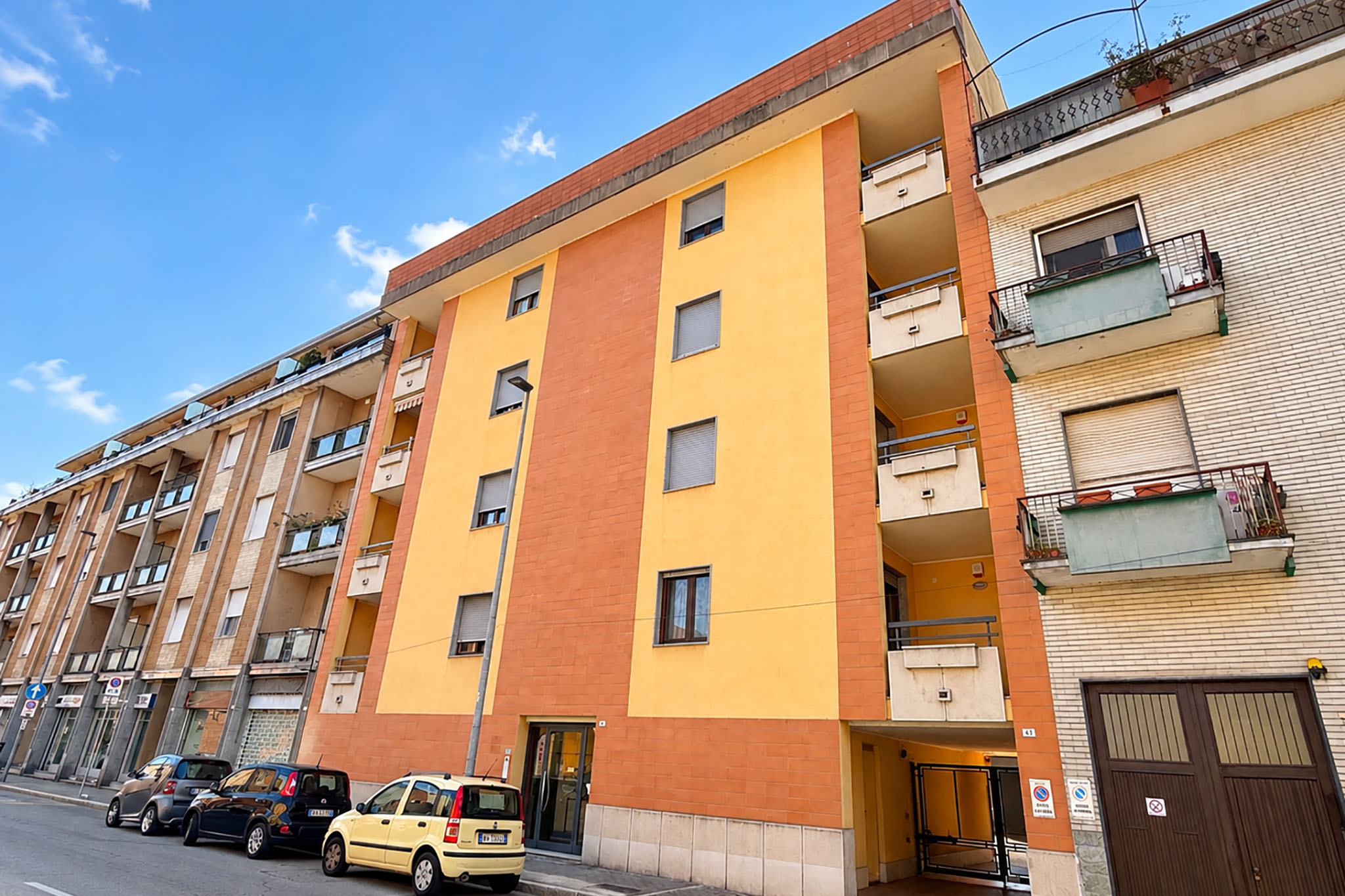 Ampio due locali con box auto in vendita a Novara, Sant'Antonio – foto 1