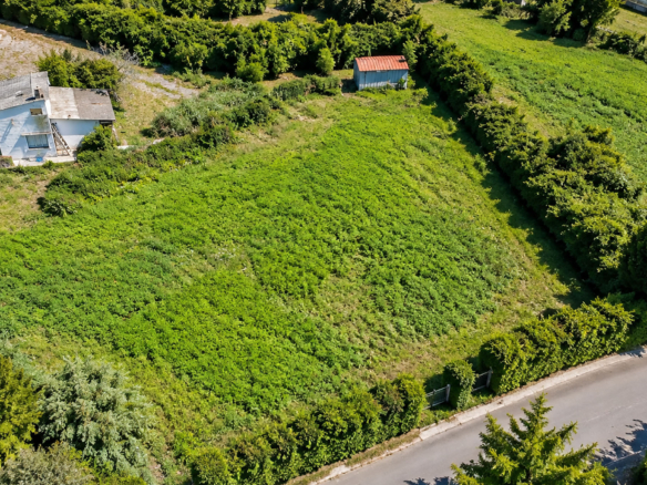 Terreno edificabile residenziale a Vicolungo, vista aerea del lotto